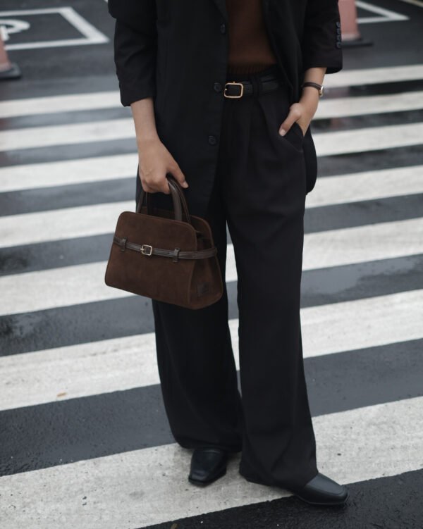 Tami Suede Coffee - Medium Size