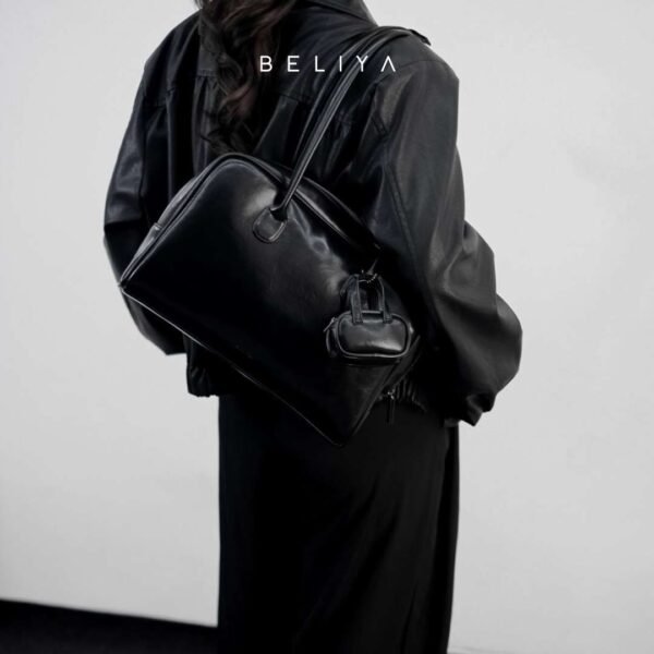 8 Nuka Leather Black- Extra Large