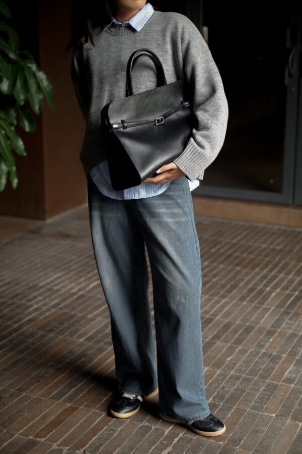 Tami Leather Black - Extra Large