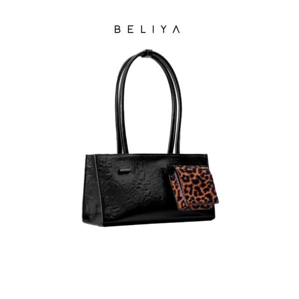 26 Leo Shoulder Bag Special Edition