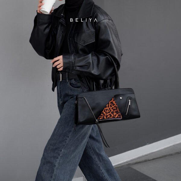 Yoshi Shoulder Bag